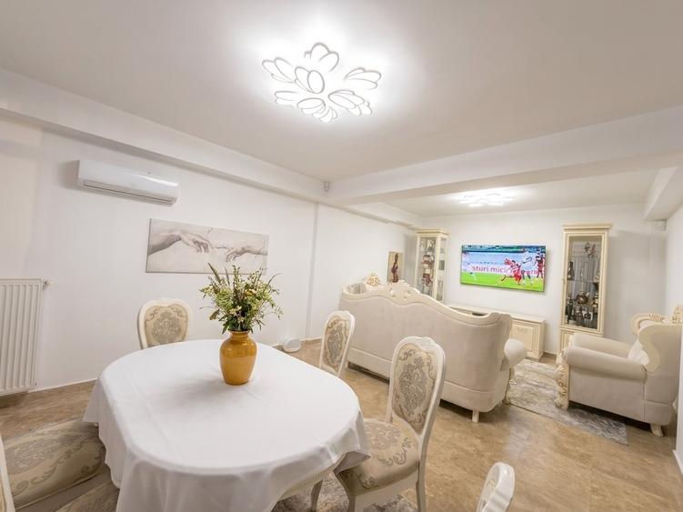 Casă individuală cu 5 camere cu Canalizare în Pantelimon