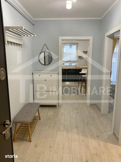 Apartament cu 2 camere decomandat, mobilat în Libertății
