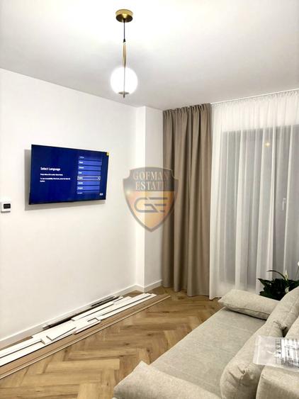 Apartament cu 3 camere decomandat în Stadion