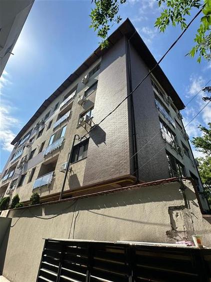 Apartament cu 2 camere decomandat în Dămăroaia