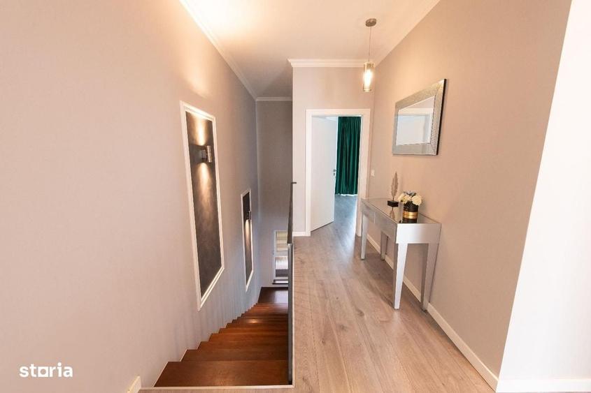 Casă cu 4 camere cu Teren 317 Mp în Remetea Mare