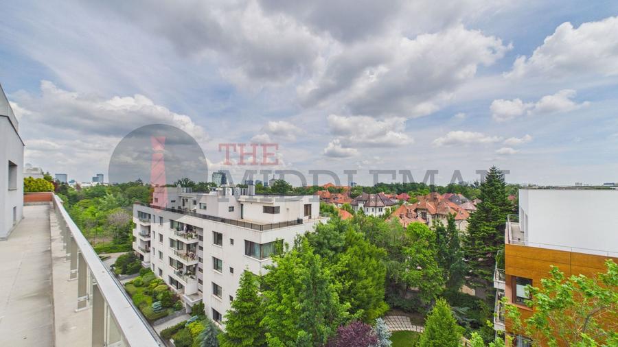 Apartament cu 3 camere decomandat, mobilat în Kiseleff