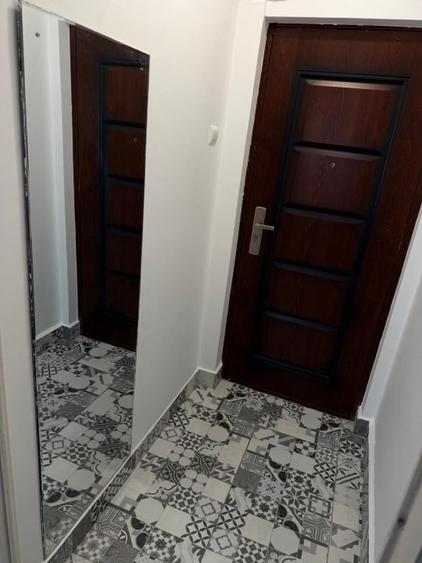 Garsonieră decomandată, mobilată în Gara de Nord