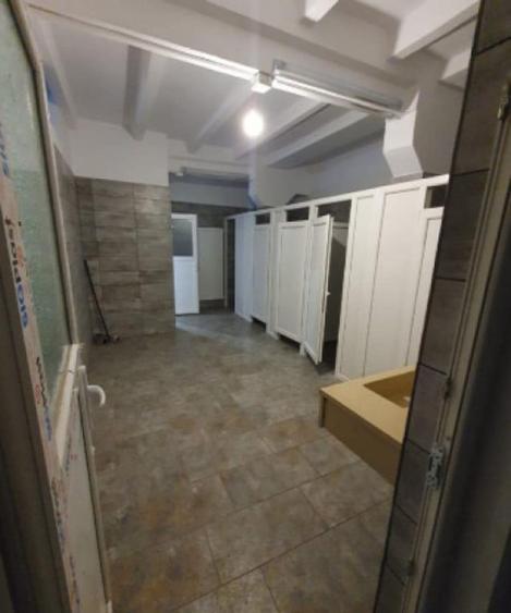 Spațiu comercial, de 2,200 mp, în Central