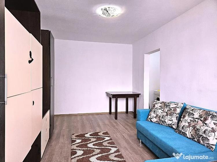 Apartament cu 2 camere semidecomandat în Aurel Vlaicu