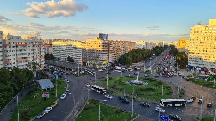 Apartament cu 2 camere decomandat, mobilat în Obor