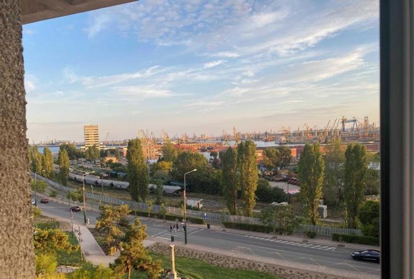 Apartament cu 2 camere, mobilat în P-ța Ovidiu