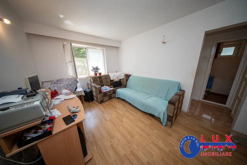 Apartament cu 2 camere semidecomandat în Babadag