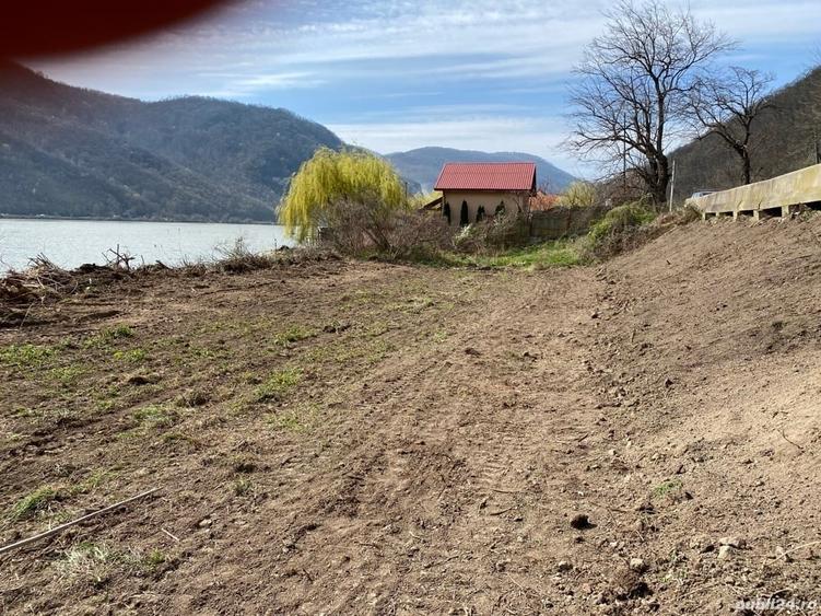 Teren de 4850 mp, în Liborajdea