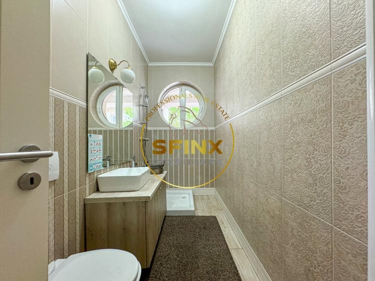 Casă cu 11 camere cu Canalizare în Drumul Sării