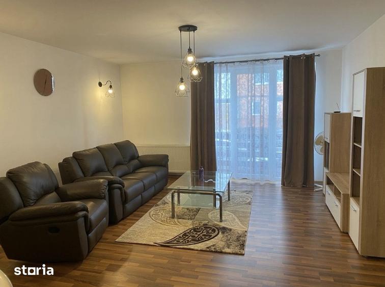 Apartament cu 3 camere decomandat, mobilat în Nord