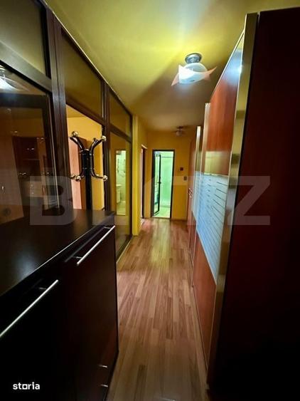 Apartament cu 3 camere în Decebal