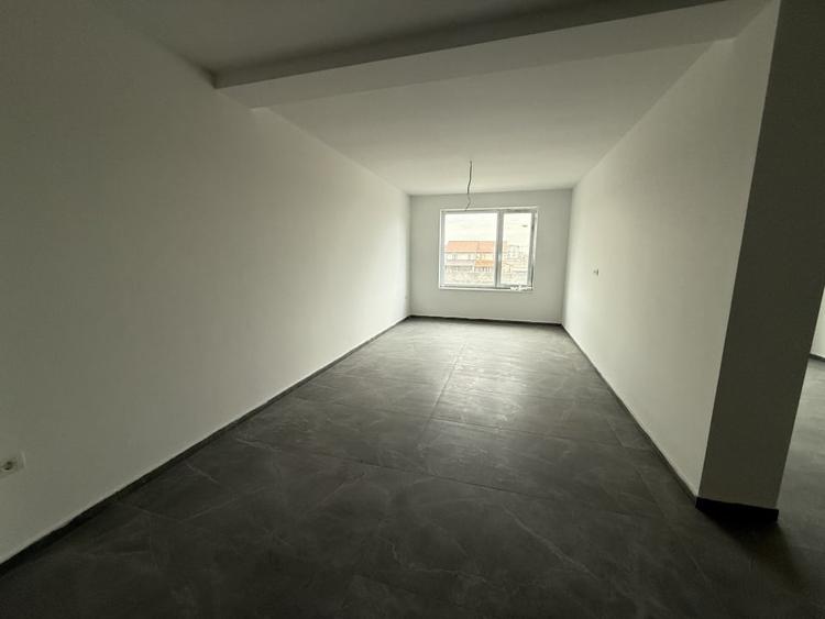 Apartament cu 2 camere decomandat în Giroc — fotografia 1