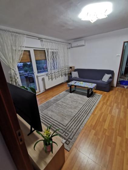 Apartament cu 2 camere semidecomandat în Confecții