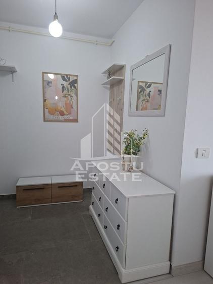 Apartament cu 2 camere semidecomandat, mobilat în Moșnița Nouă