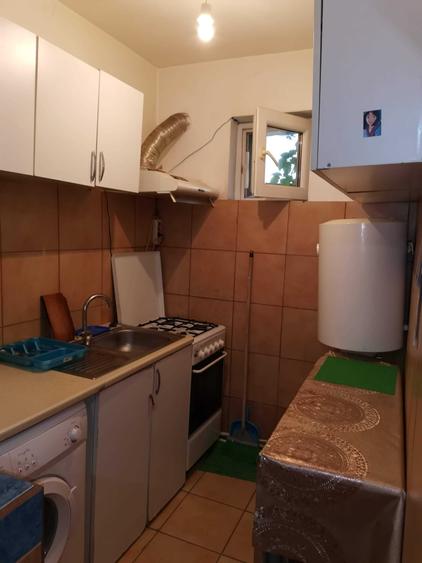 Giurgiului, Piata Progresul, Berceni,metrou Eroii Revolutiei,modest,parter,pentru 1-2 persoane - 4