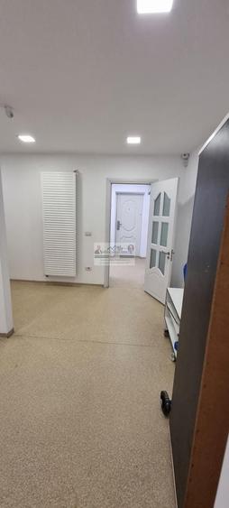 Spațiu comercial, de 100 mp, în Central