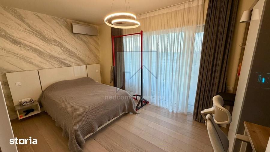 Apartament cu 4 camere în Ștefan cel Mare