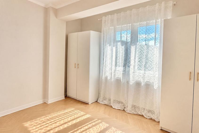 Apartament cu 2 camere semidecomandat, mobilat în Florești