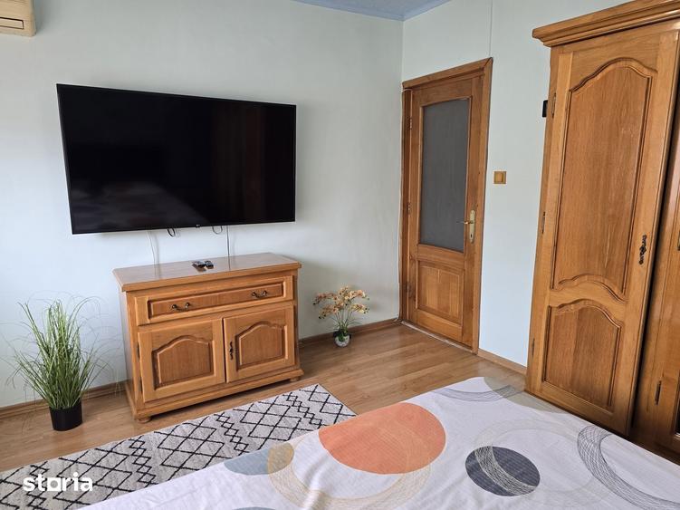 Apartament cu 4 camere în Vladimirescu