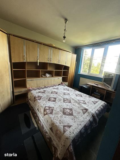 Apartament cu 3 camere în Micro 19