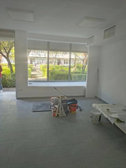Spațiu comercial, de 109 mp, în 9 Mai