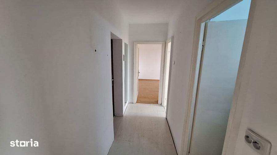 Apartament cu 2 camere decomandat în Gara
