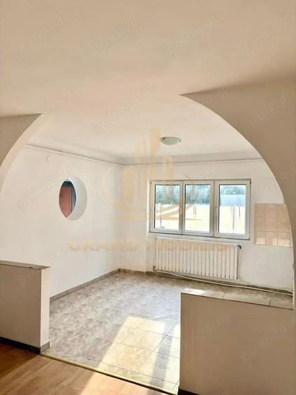 Duplex cu 5 camere cu Teren 140 Mp în Lipovei