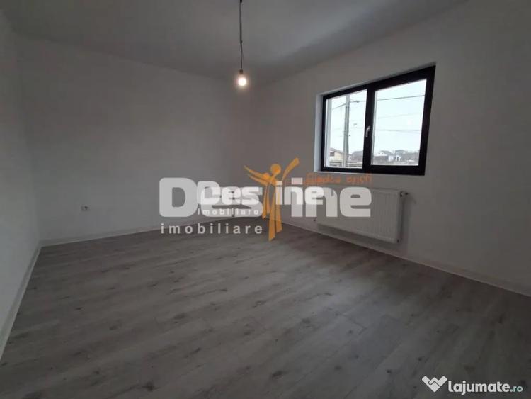 Casă cu 4 camere cu Teren 325 Mp în Valea Adâncă