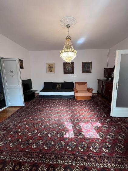Amazing Vintage Apartment in Villa | Close to the Center - 4