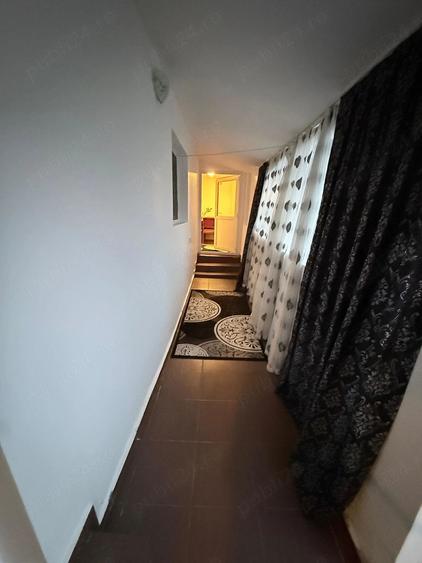 Casă cu 3 camere cu Teren 1562 Mp în Gălăteni