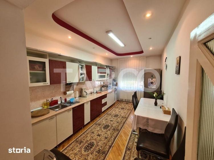 Casă cu 8 camere cu Teren 1260 Mp în Sebeș