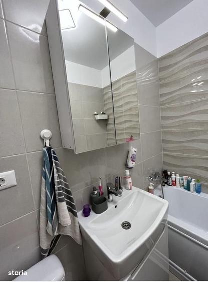 Apartament cu 2 camere decomandat în Exterior Vest
