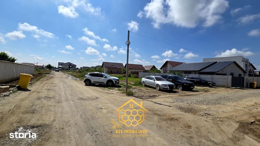 Teren de 440 mp, în Malu Mare
