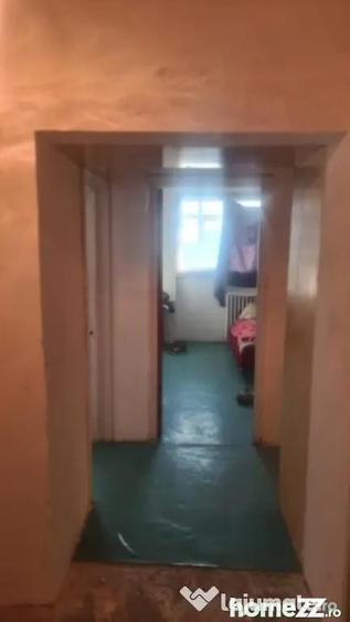 Apartament cu 3 camere decomandat în Doamna Ghica