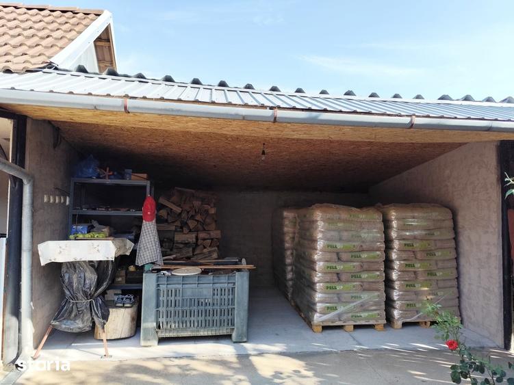 Casă cu 3 camere cu Teren 2826 Mp în Saca