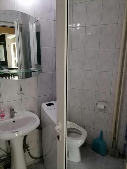 Apartament cu 3 camere decomandat, mobilat în Gară