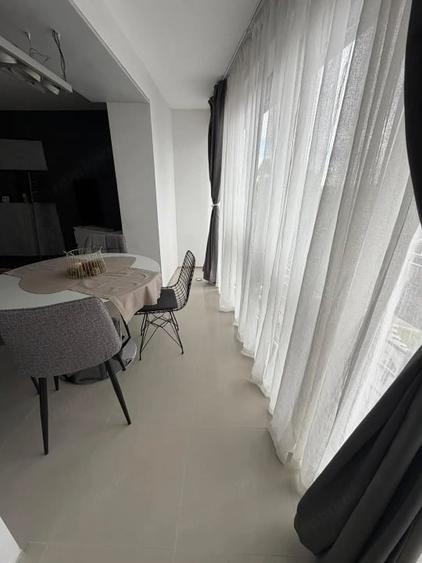 Garsonieră decomandată în Central