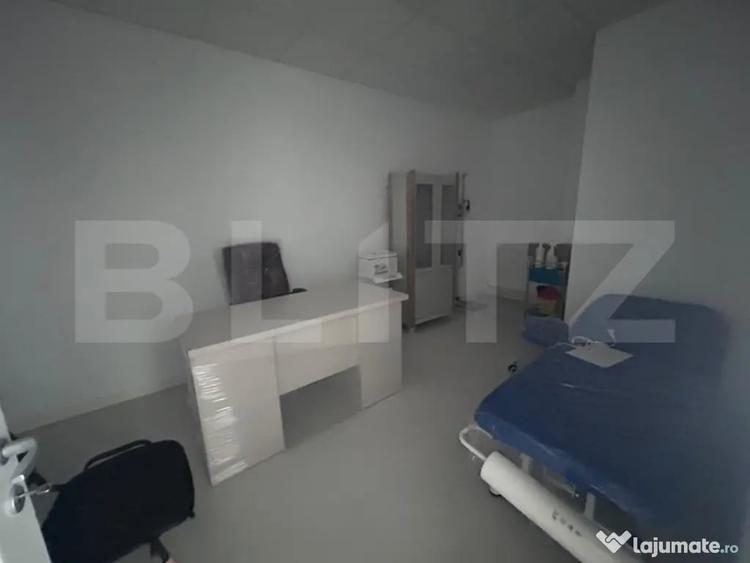 Spatiu comercial, 439 mp, pretabil clinica medicala, vad str - 1