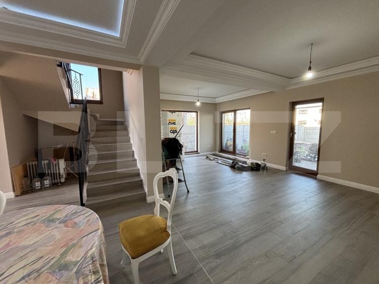 Duplex cu 4 camere cu Teren 285 Mp în Săcălaz