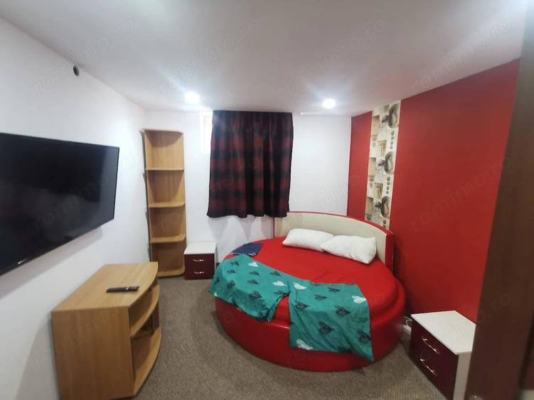 Casă cu 7 camere cu Teren 257 Mp în Sud