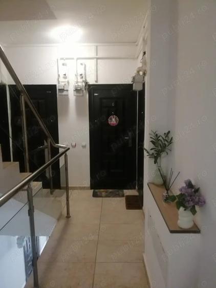 Apartament cu 2 camere semidecomandat în Central