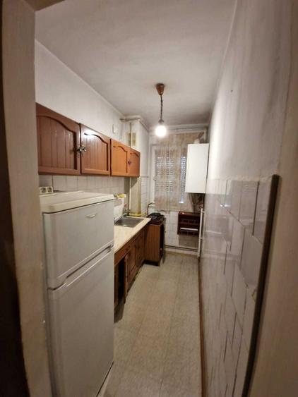 Apartament cu 2 camere semidecomandat în Florilor