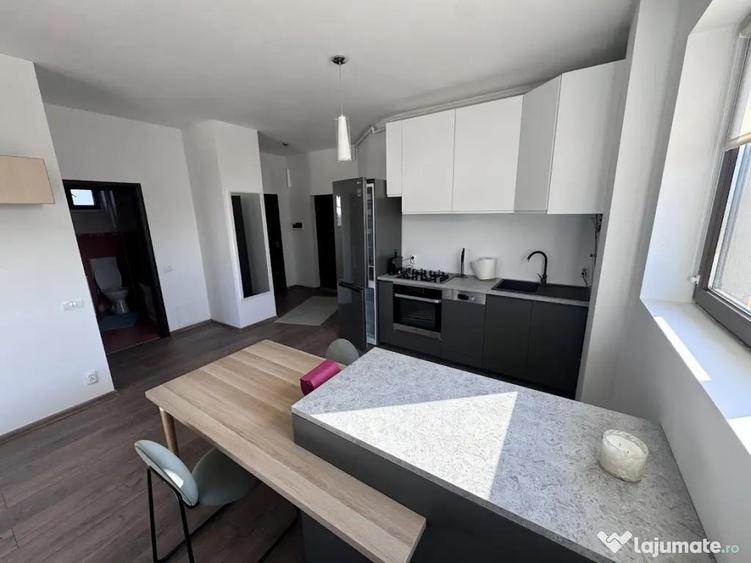 Proprietar, Inchiriez Apartament de 60mp + Terasa 27mp + Garaj subteran - 2