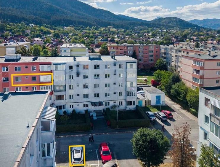 Apartament cu 2 camere decomandat în Central