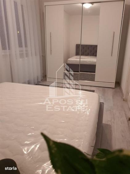 Apartament cu 2 camere semidecomandat în Girocului
