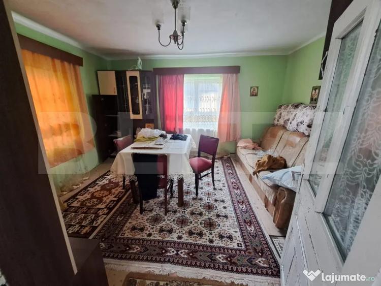 Casă cu 3 camere cu Canalizare în Hălchiu
