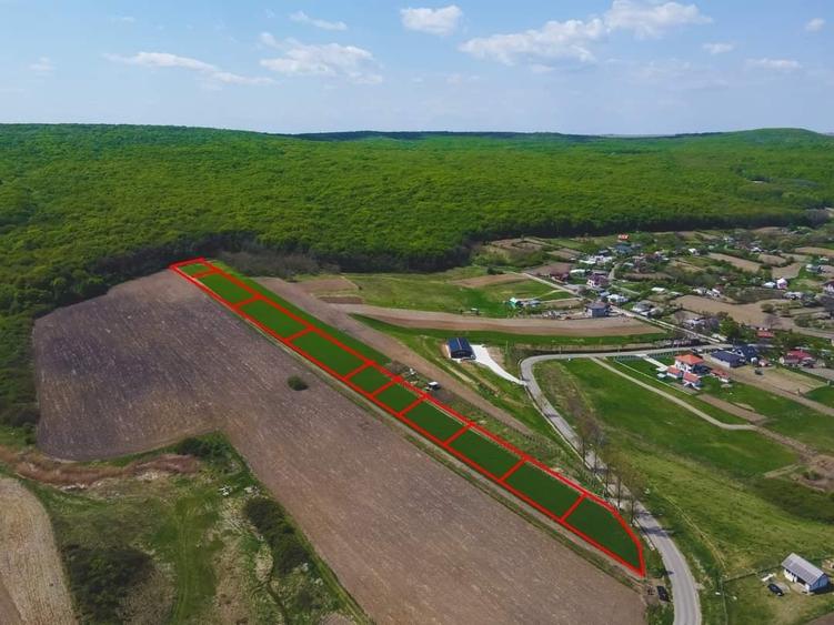 Teren Construcții intravilan de 500 mp, în Periferie