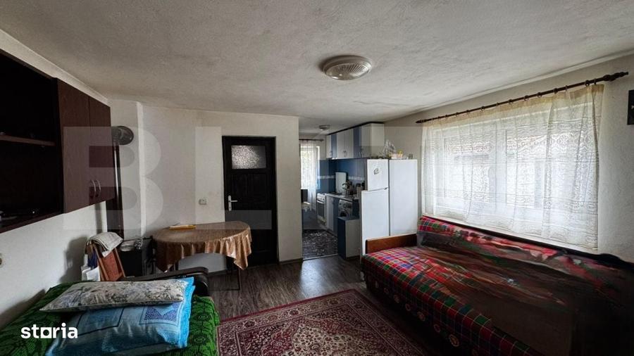 Casă cu 3 camere cu Teren 1180 Mp în Săsciori
