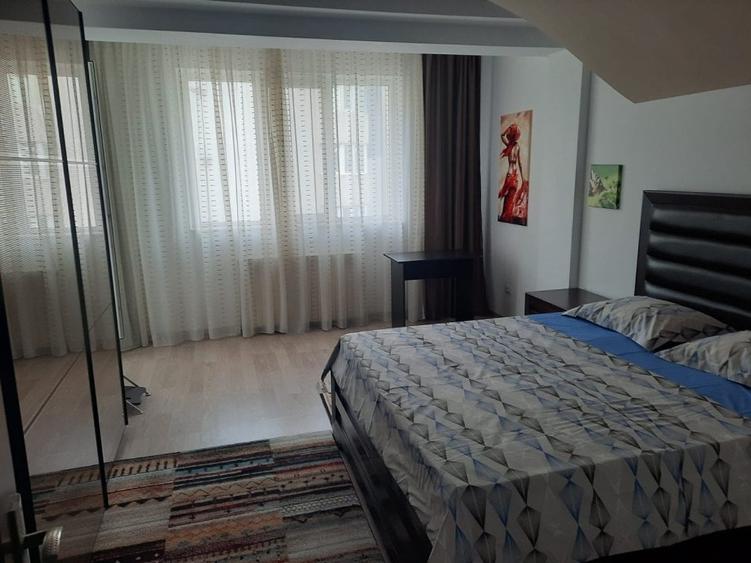 Apartament cu 3 camere decomandat în Peninsula